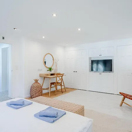 Villa Sierra Pinos By Interhome