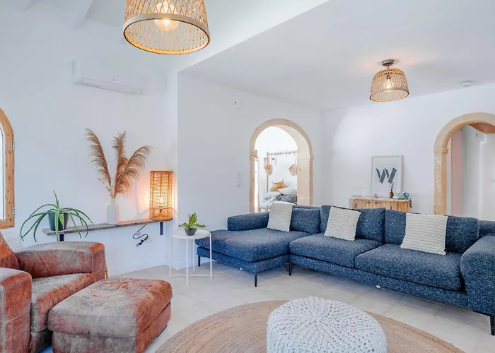 Villa Sierra Pinos By Interhome