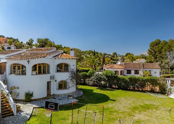 Sierra Pinos By Interhome